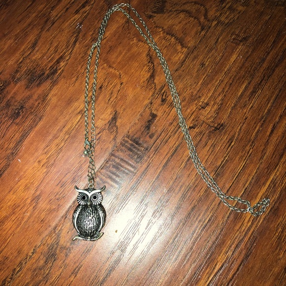 Jewelry - Owl pendant